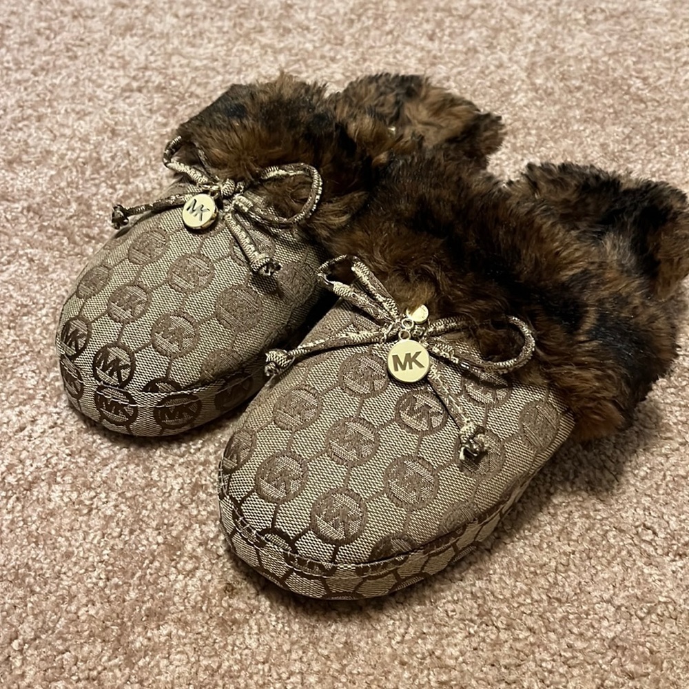 Michael Kors Slippers